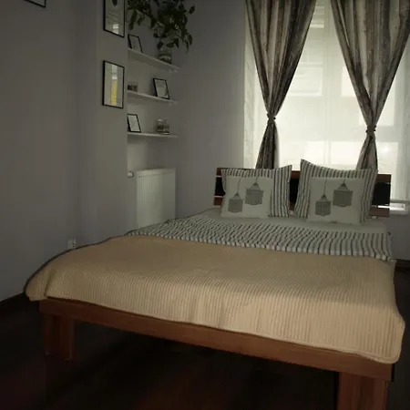 Quiet Jezyce Apartment *